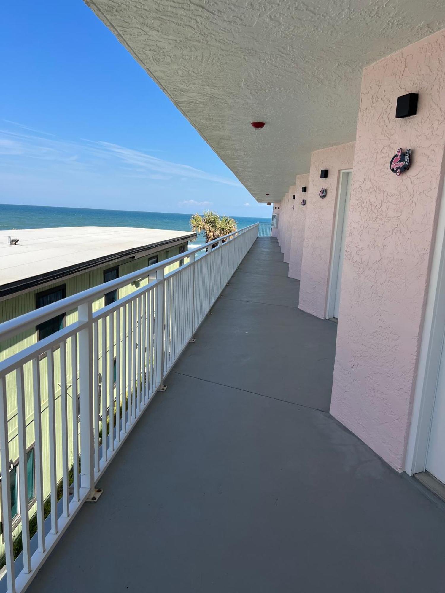 Flamingo Inn Beachfront - Παραλία Ντειτόνα Εξωτερικό φωτογραφία