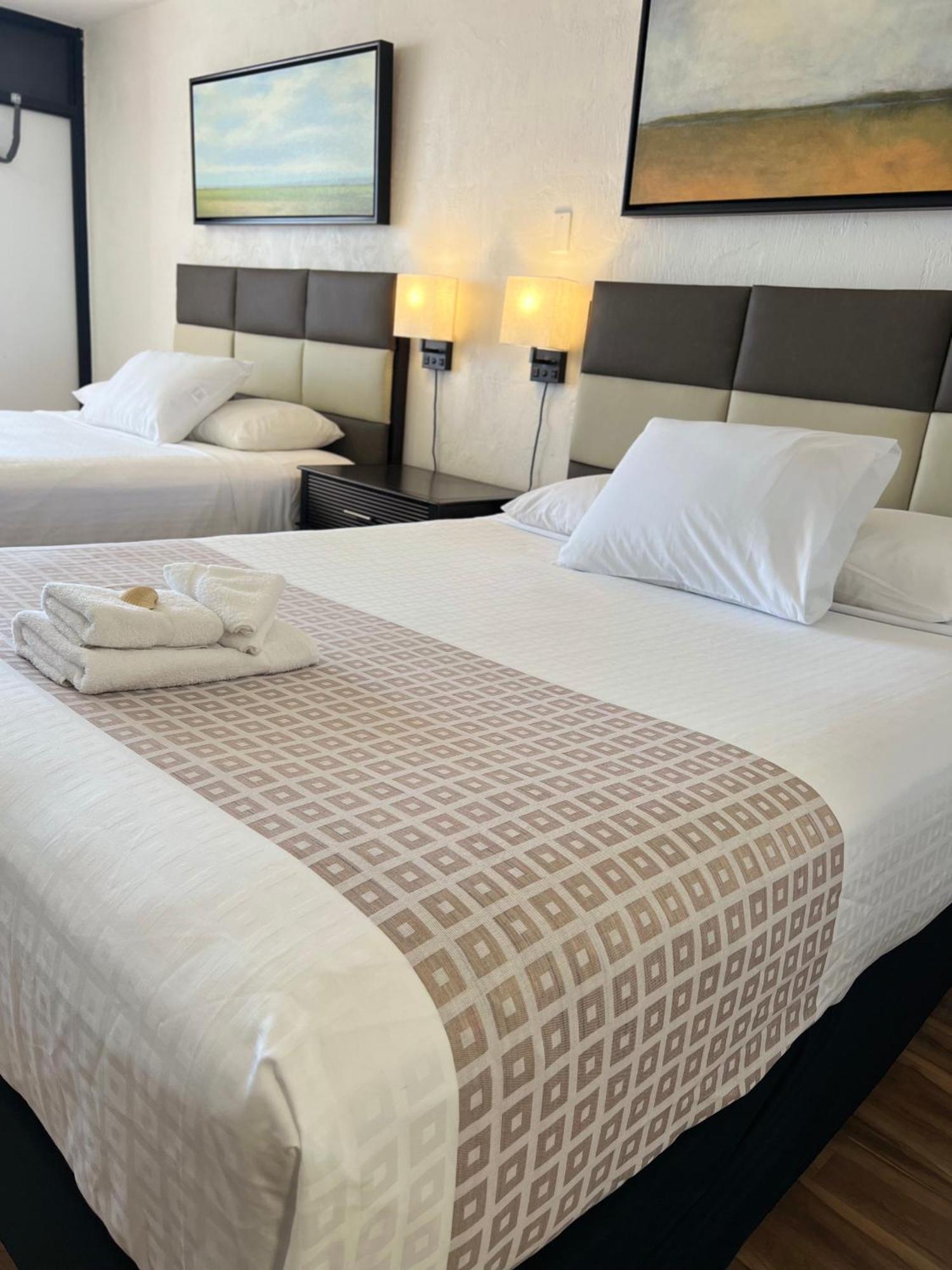 Flamingo Inn Beachfront - Παραλία Ντειτόνα Εξωτερικό φωτογραφία
