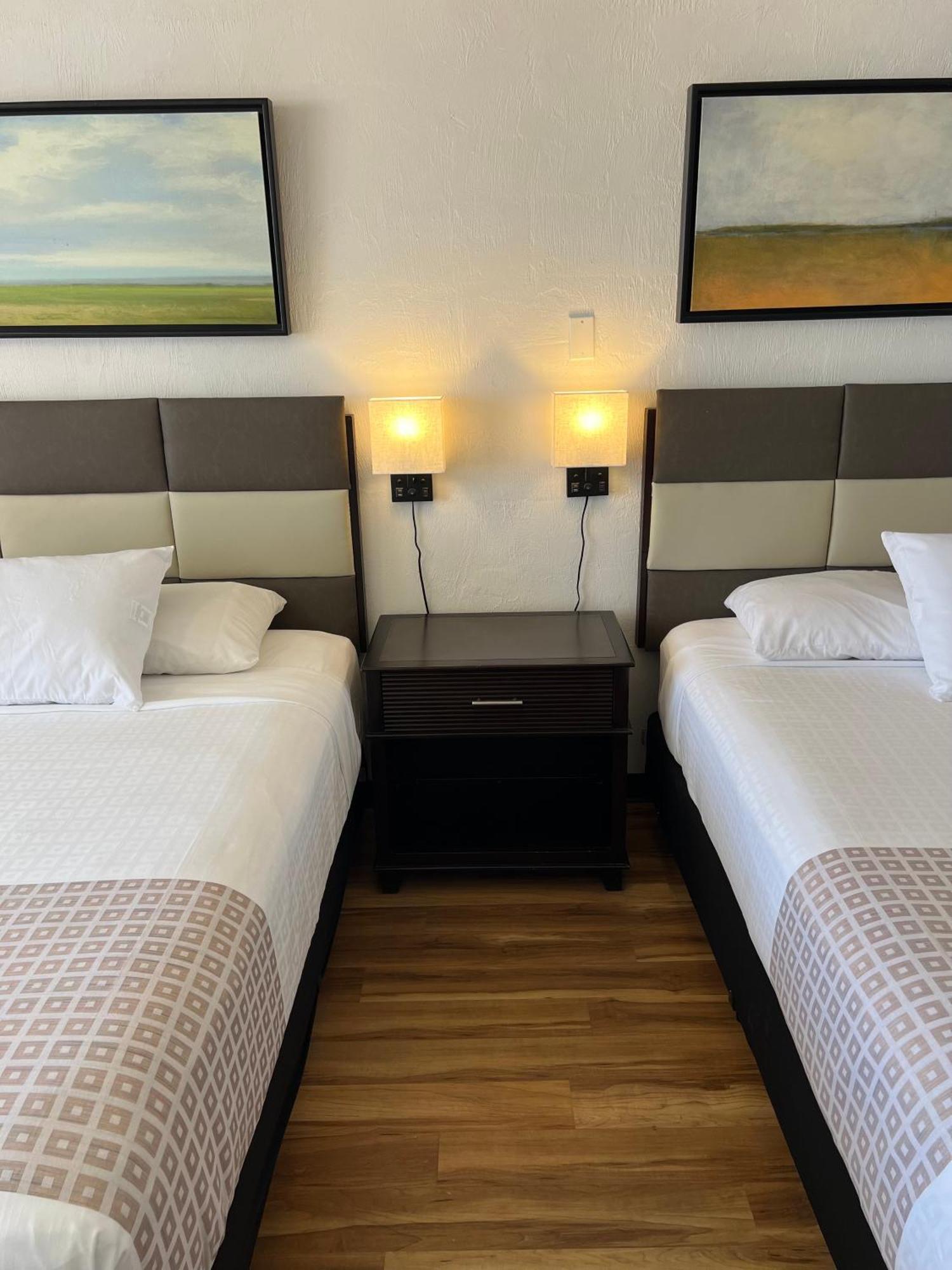 Flamingo Inn Beachfront - Παραλία Ντειτόνα Εξωτερικό φωτογραφία