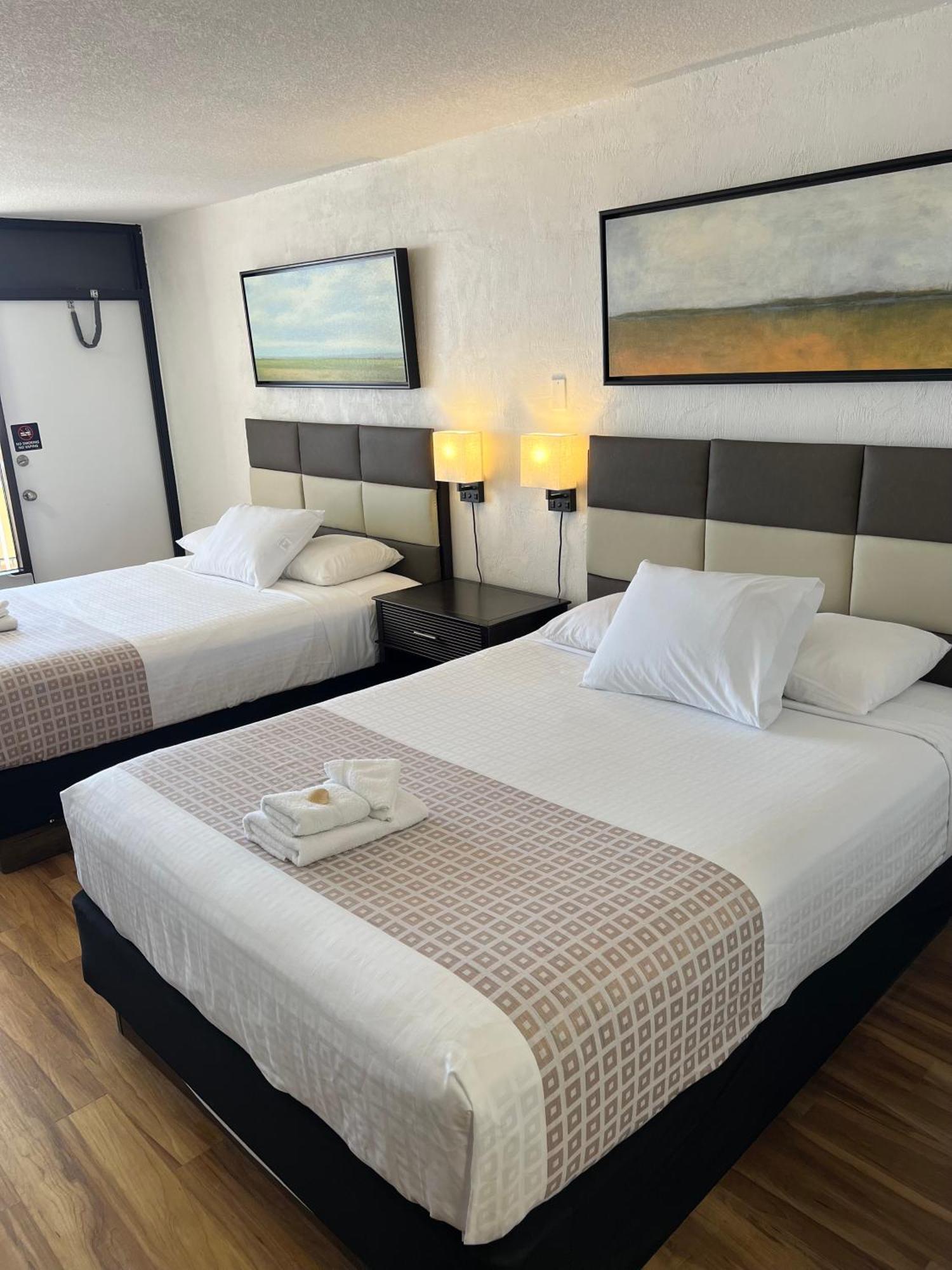 Flamingo Inn Beachfront - Παραλία Ντειτόνα Εξωτερικό φωτογραφία