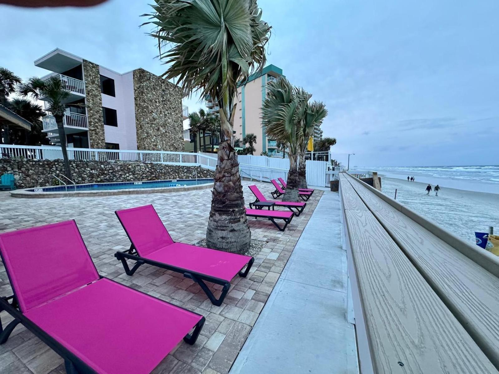 Flamingo Inn Beachfront - Παραλία Ντειτόνα Εξωτερικό φωτογραφία